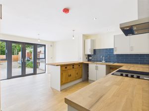 Dining Kitchen- click for photo gallery